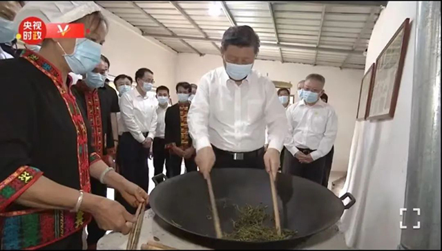 Си Цзиньпин Хайнаньда?ы Ужишань ?аласын к?збен к?руге барды