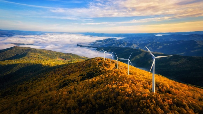 ?ыс басында?ы Хэйлунцзян тауларыны? к?ркем к?р?н?с?