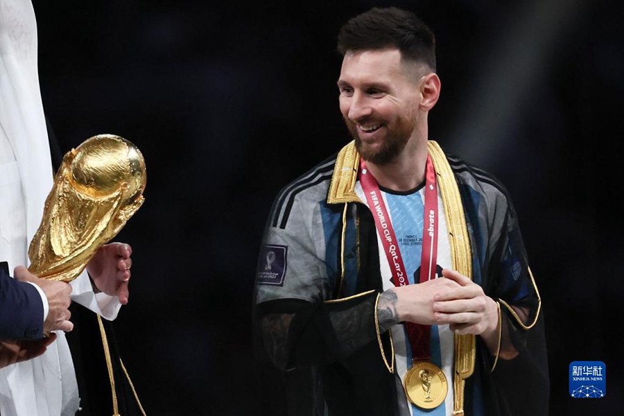 Аргентина ?лем чемпионатын же??п алды. Месси алтын Кубокт? с?й?п, т?бес?не к?терд?!