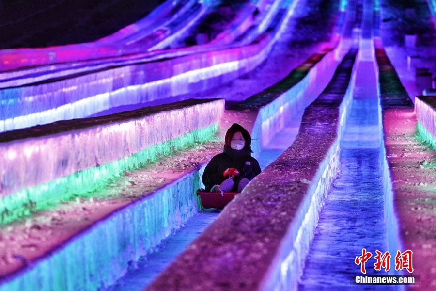 Харбин ?ар-м?з ?лем? саяхатшыларды ?абылдау?а ес?г?н ай?ара ашты