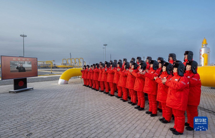 Си Цзиньпин к?ктемг? фестиваль ?арса?ында бейнебайланыс ар?ылы ?арапайым ?ызметкерлер мен б??ар?а с?лем жолдады