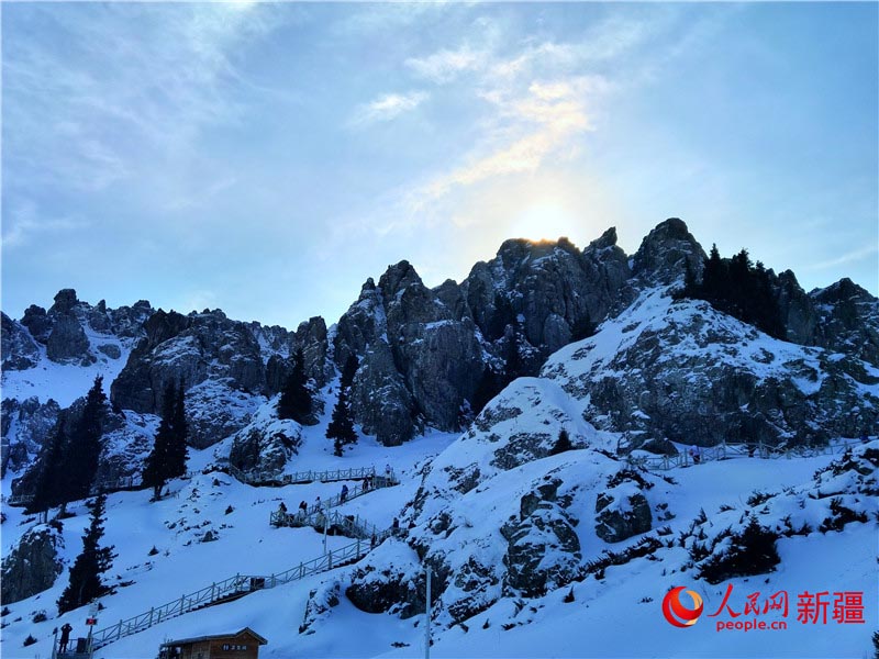 ?ыс?ы Шы?жа?да?ы Бо?да к?л?: Бояумен салын?ан суреттей ерекше ?лем