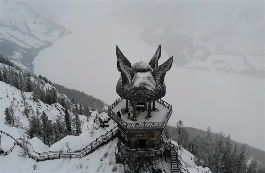 Шы?жа? ?анас: Таби?ат тудыр?ан та??ажайып кеск?ндеме