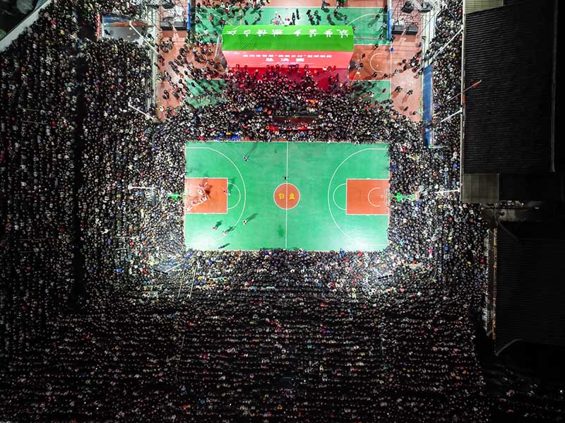 Ауылды? баскетбол лигасы ?ытайда?ы интернет жел?с?нде танымал болды