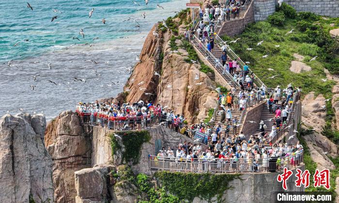 К?з жа?ындаса да, туристерд?? саны азаймады