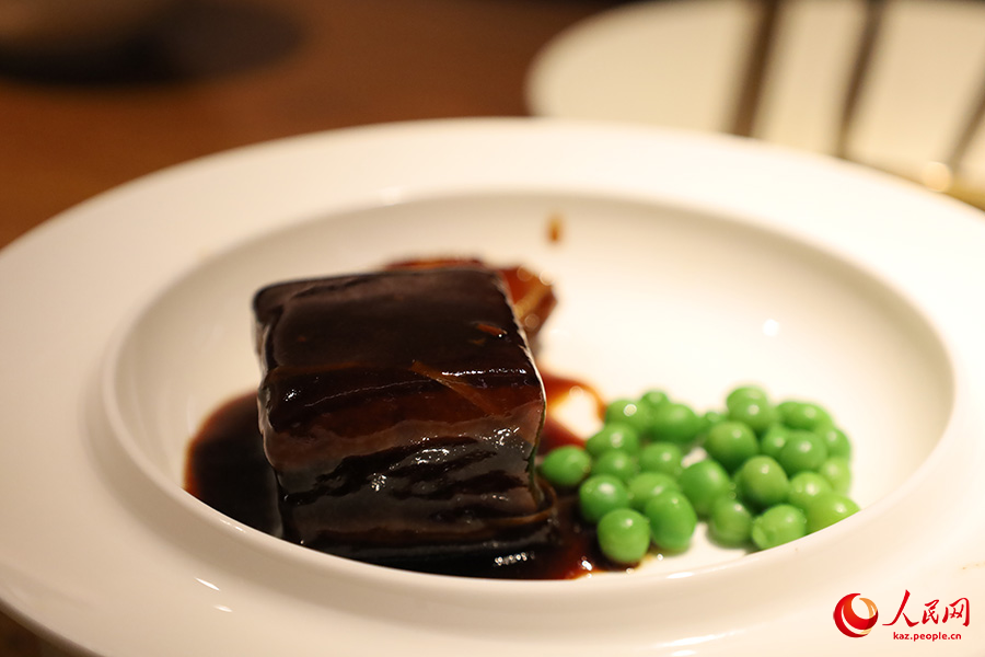 Азия ойындары ?тет?н Ханчжоу ?аласыны? та?амдары