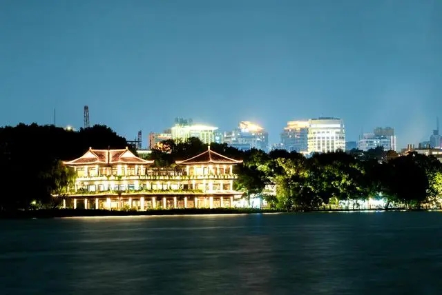 Батыс к?л?н?? т?нг? керемет к?р?н?с?