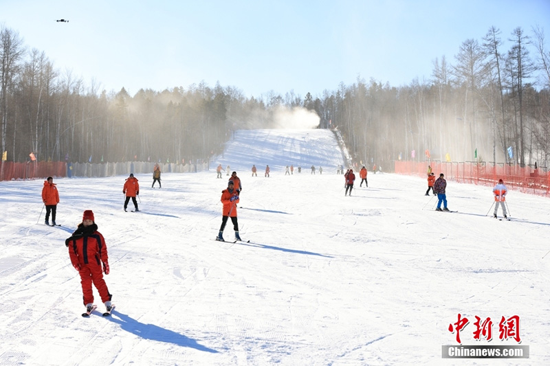 ?ытайды? ?иыр солт?ст?г?ндег? тау ша??ысы курорты 2023 жыл?ы ал?аш?ы ша??ы маусымын ашты