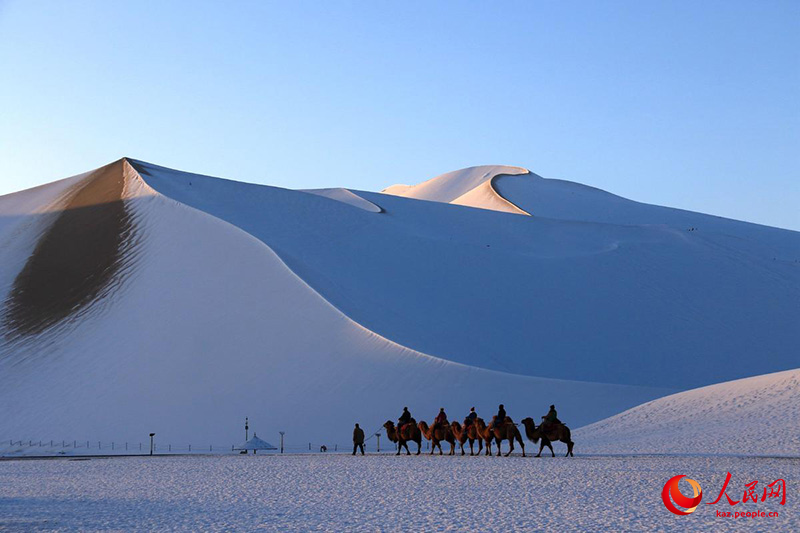 Ганьсуды? Дуньхуанында?ы ?ардан кей?нг? ??мды ш?лд?? к?ркем к?р?н?с?