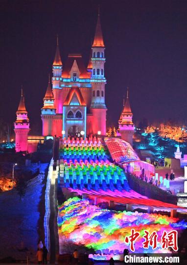 Чанчунда 512,6 метрл?к супер ?зынды?та?ы м?з сыр?ана?ы жасалды