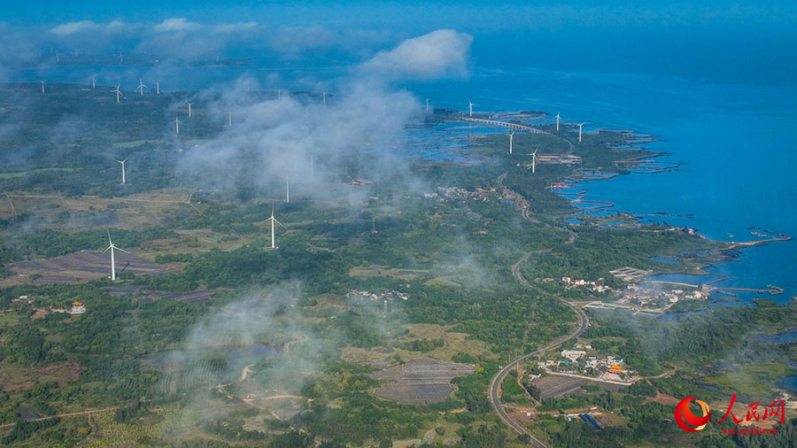 Хайнань аралыны? айналма турист?к магистрал? к?л?к ?оз?алысына ашылды