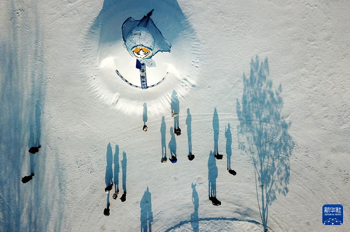 Харбин жанды жылытатын ?ызметтер?мен туристерд? ?серленд?рд?