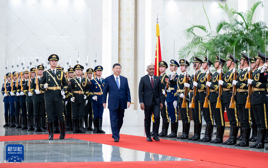 Си Цзиньпин Мальдив аралдарыны? президент? Муиззумен кел?сс?здер ж?рг?зд?