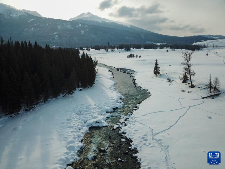 ?анас?а к?ктем келд?