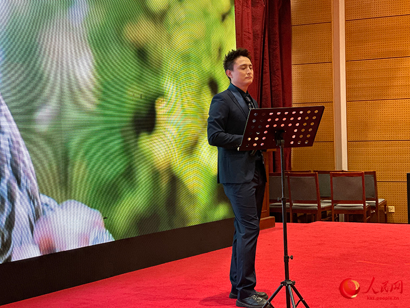 Бейж??де Абай о?улары ?тт?