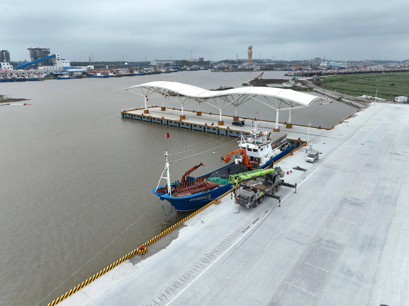 Ел?м?зде ал?аш?ы толы? автоматтандырыл?ан балы? аулау терминалы ресми т?рде ашылды