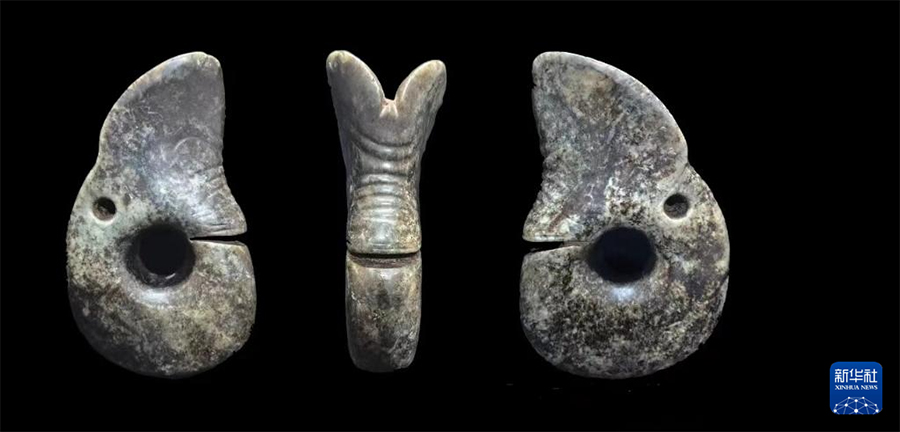 ?шк? Мо??олда Хуншань м?дениет?н?? е? ?лкен нефрит айда?ары табылды