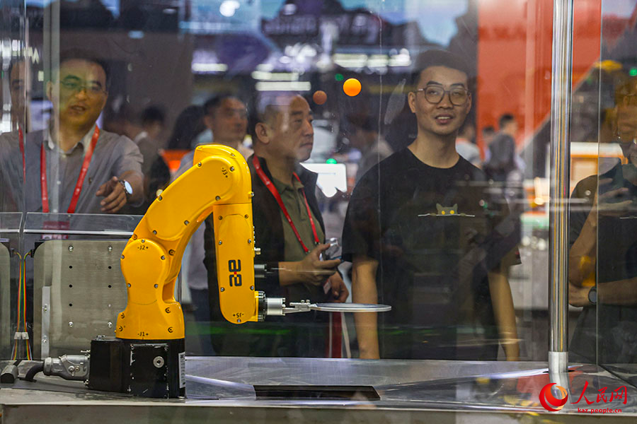 24-?нш? ?ытай Халы?аралы? ?нерк?с?п ж?рме?кес? ашылды