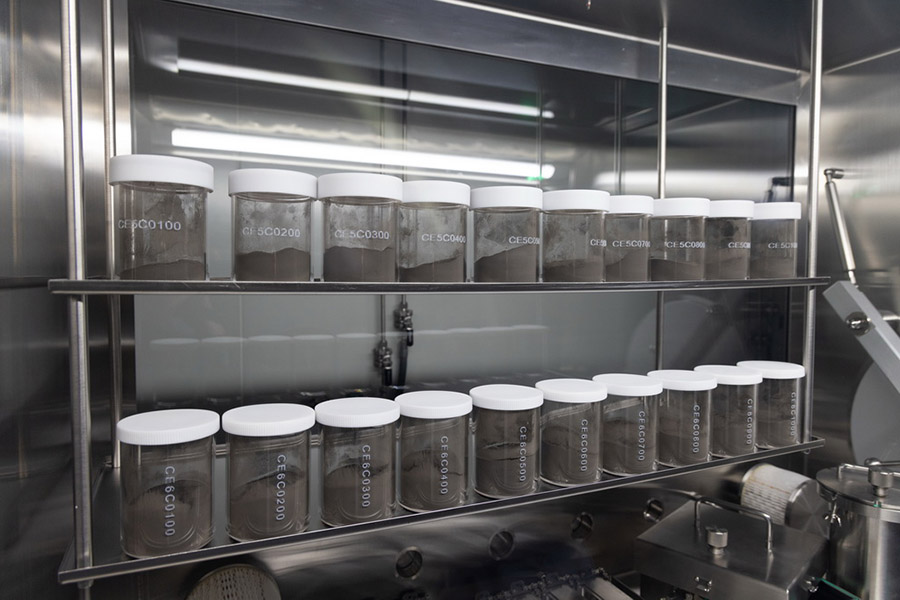 ?ытайлы? ?алым: Айды? арт?ы жа?ында?ы ?лг?лер алды??ы б?л?г?нен айтарлы?тай ерекшеленед?