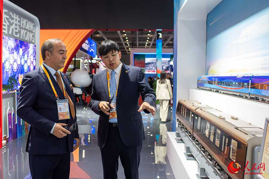 ?Жа?а сапалы ?нд?рг?ш к?ш? 7-?нш? импорт к?рмес?нде ?ытай павильоныны? ма?ызды мазм?нына айналды