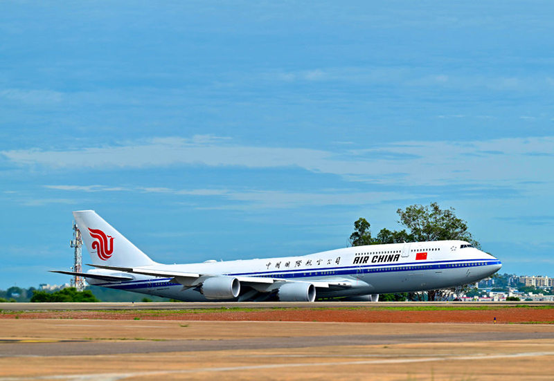 Т?ра?а Си Цзиньпин арнайы ?ша?пен Бразилиядан аттанды