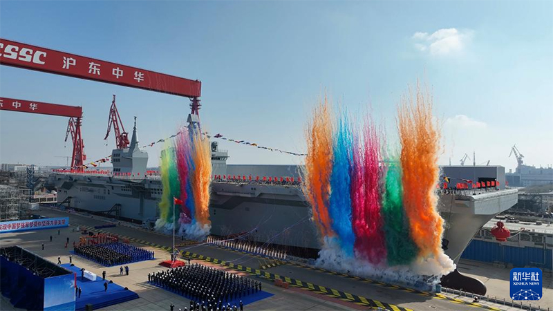 ?ытай ?скери-те??з к?штер?н?? 076 амфибиялы? шабуыл кемес? Шанхайда су?а т?с?р?лд?