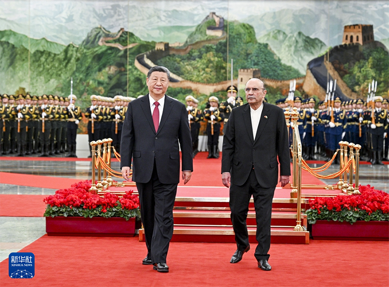 Си Цзиньпин П?к?стан Президент? Зардаримен кел?сс?здер ж?рг?зд?