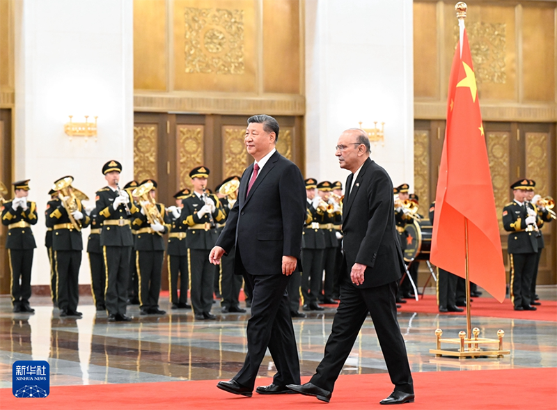 Си Цзиньпин П?к?стан Президент? Зардаримен кел?сс?здер ж?рг?зд?