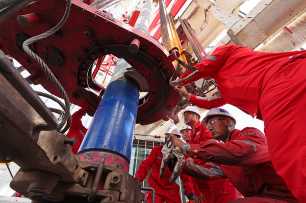 Ел?м?зде 10 000 метрден асатын ал?аш?ы барлау ???ымасы б?р?ыланды