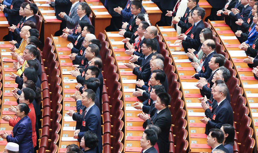 Мемлекетт?к XIV Халы? ??рылтайыны? ?ш?нш? сессиясыны? жабылу жиналысы ?тт?