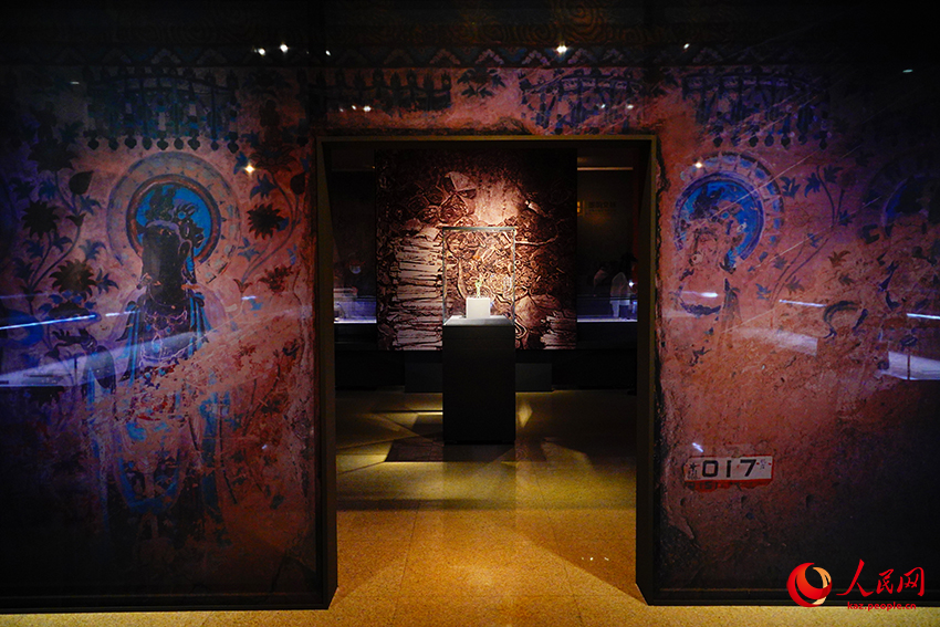 ?ытайды? ?лтты? ?нер м?ражайында ?Ганьсу ж?бек жолы ?нер?н?? ?азыналары? к?рмес? ашылды