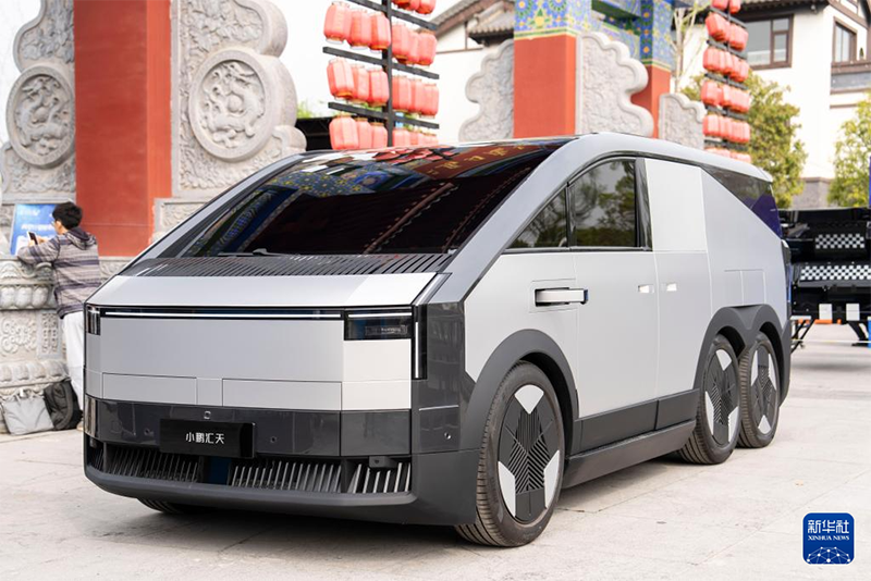 XPENG ?шатын к?л?г? Хунаньда ал?аш?ы рейс?н жасады