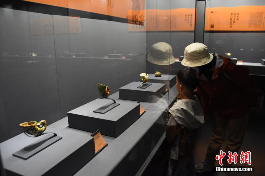 Чжэнчжоу керамикалы? м?ражайы: К?шкентай тоста?андардан Ж?бек жолыны? ?ркениет?н сез?ну