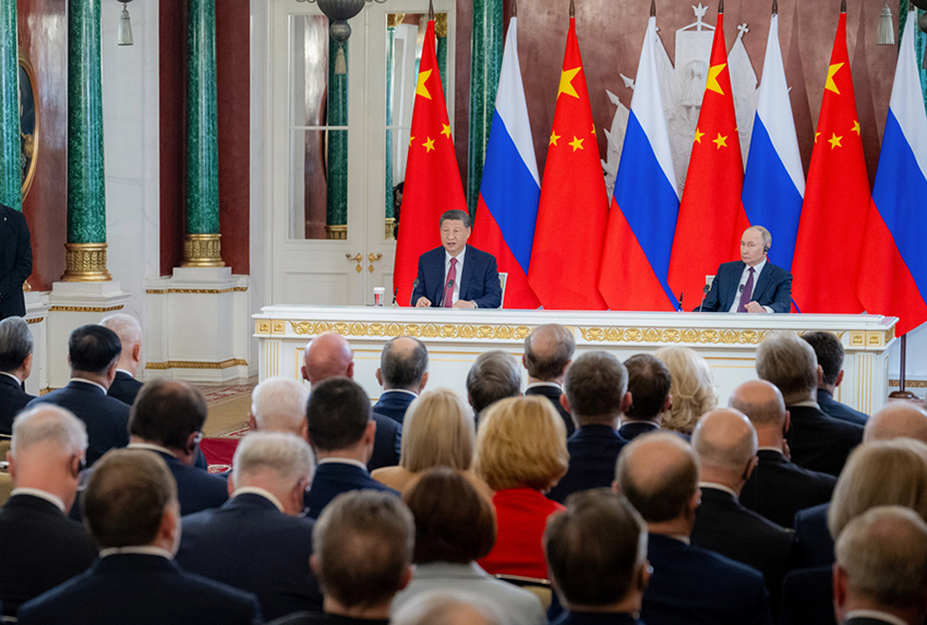 Си Цзиньпин мен Ресей Президент? Владимир Путин журналистермен кездест?