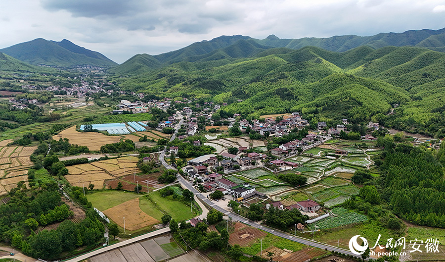 Дамып жат?ан ?ытай - Хэсин ауылында?ы ?згер?стер
