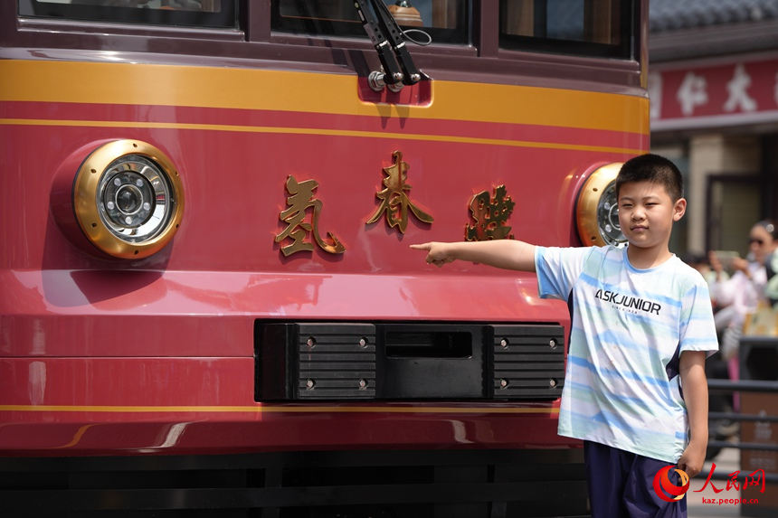 Сутег? энергетикалы? м?дени туризм тем?ржол пойызы Чанчунда пайда болды